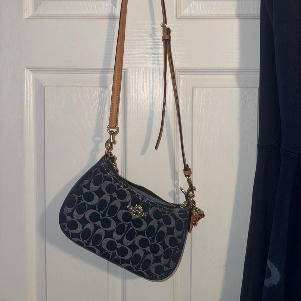 Coach denim Teri shoulder bag w/ crossbody strap